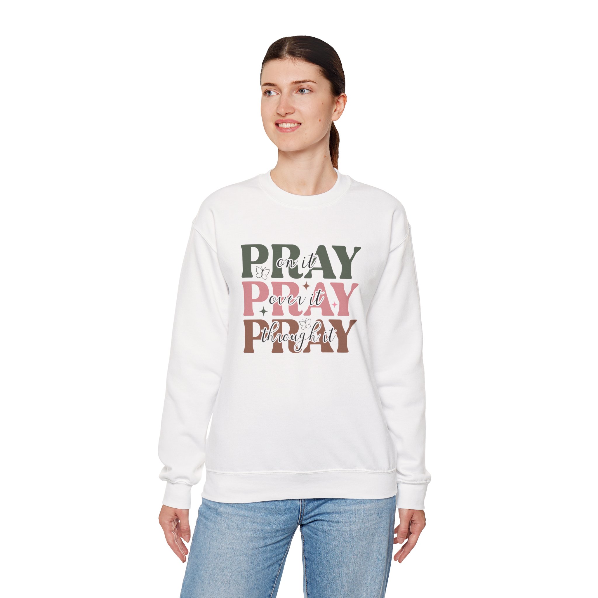 pray on it crewneck sweatshirt – inspirational christian faith layered script pullover for women